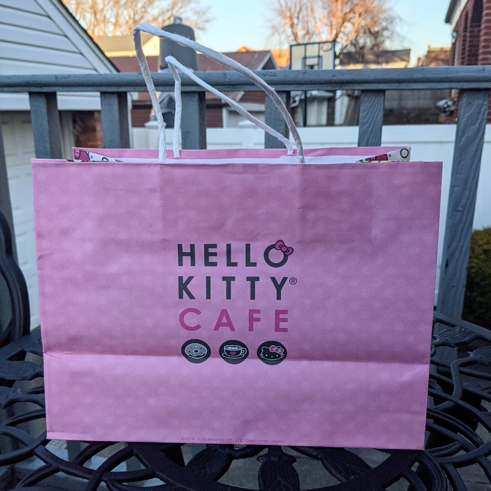 Hello Kitty Las Vegas Cafe Special Shopping Bag - Picture 2 of 4